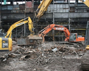 Dịch Vụ Tháo Dỡ Công Trình Tại Bình Chánh Uy Tín, An Toàn